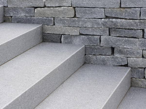 Construction d’escaliers avec blocs marches dans le Haut-Rhin Cernay 3