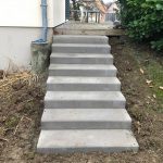 Découvrez notre chantier de pose de blocs de marches en béton à Schlierbach Kingersheim 1