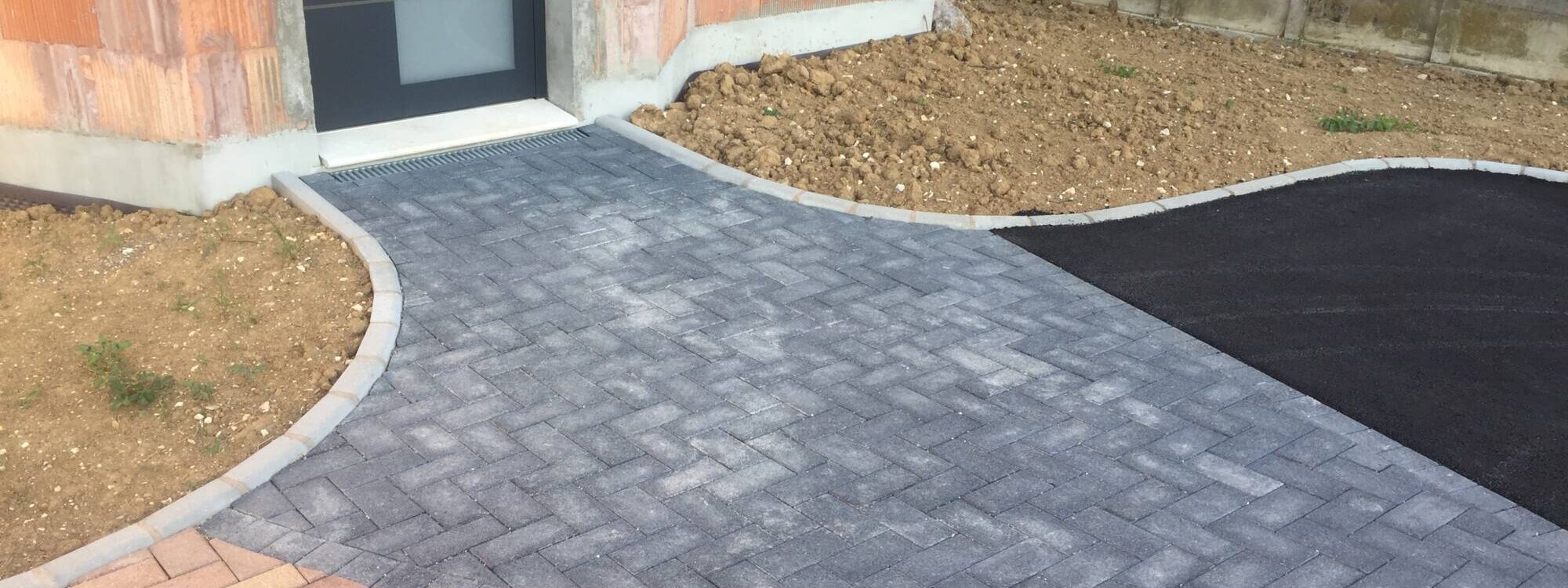 Quels sont les avantages d’une allée en pavés ? Cernay