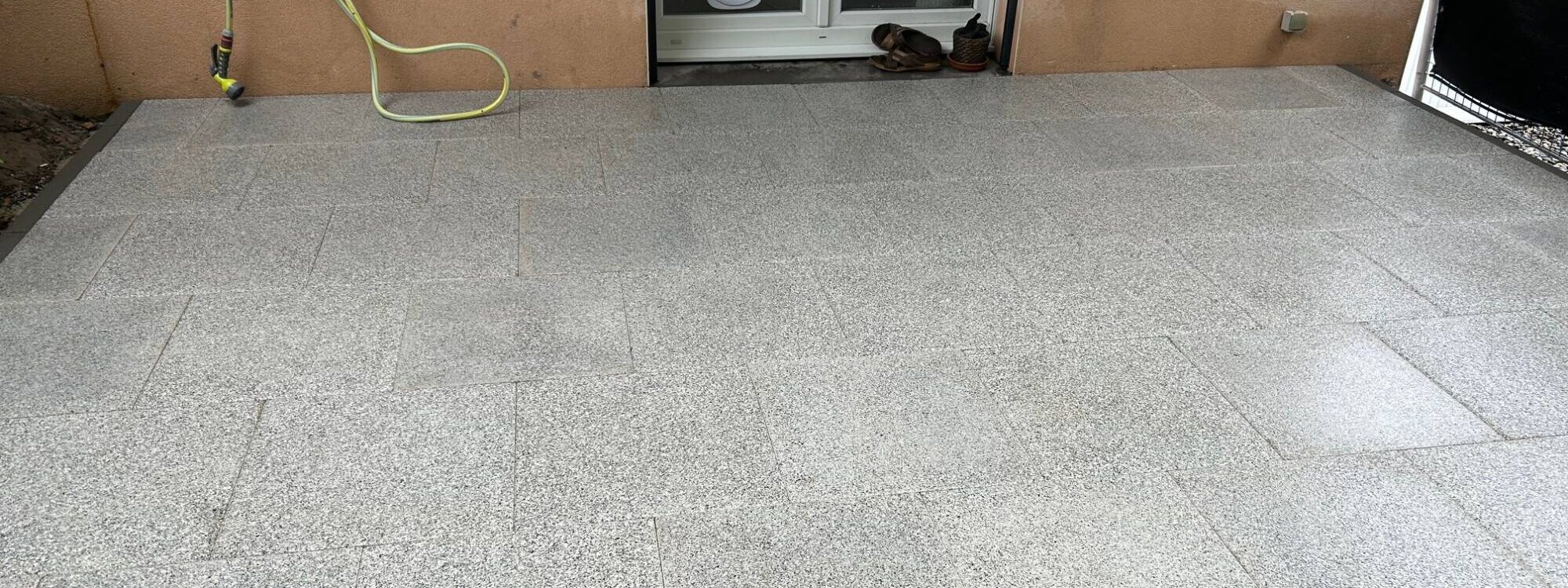 Pose de dalles granit&eacute;s &agrave; Altkirch Guebwiller